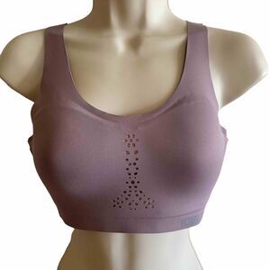 Victoria Sport ~ Mauve Sports Bra ~ size 32C